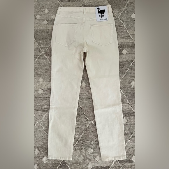Sandrine Rose (Free People) NWT jeans, size 29, color ecru alpes, MSRP $176 - Picture 3 of 3
